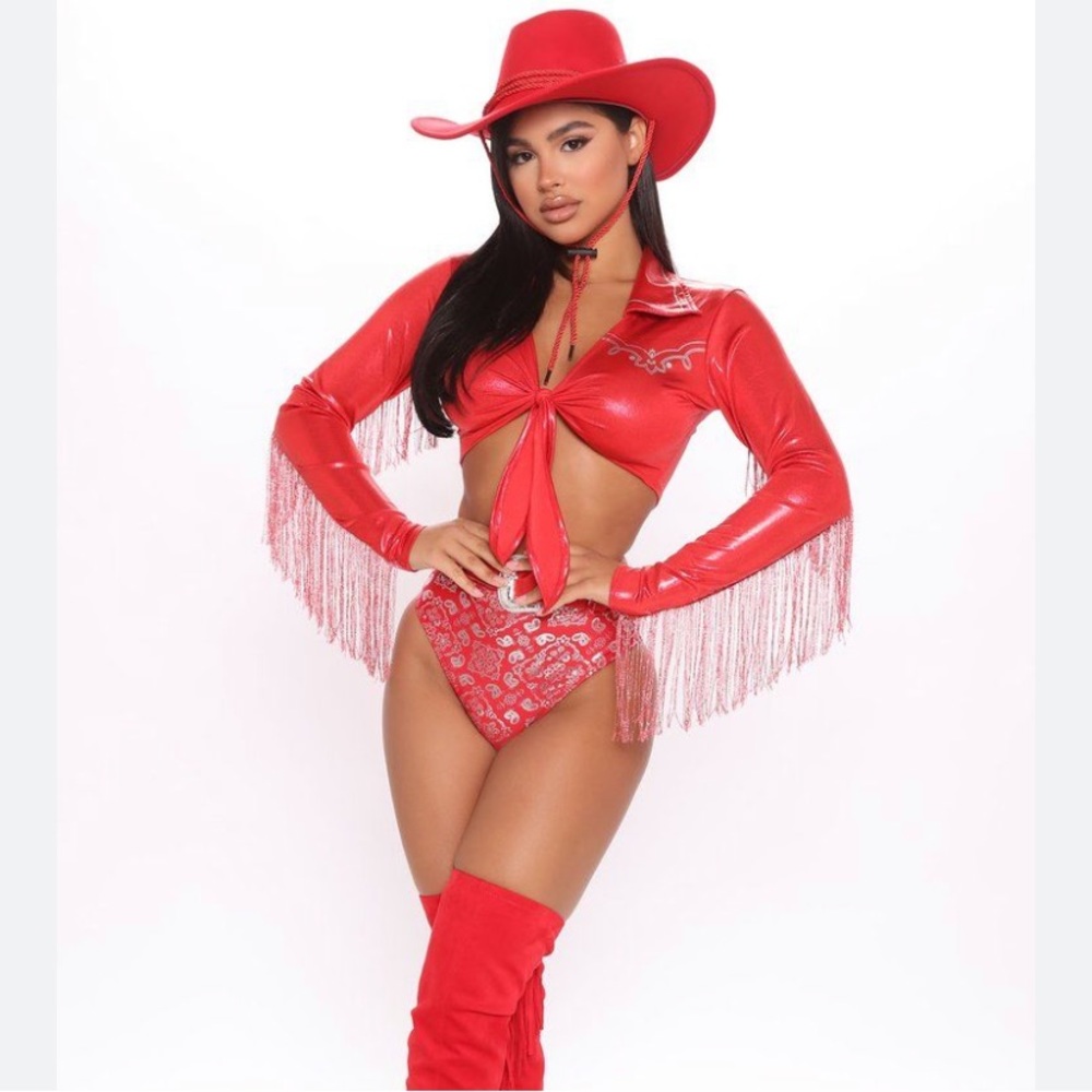 FASHION NOVA Red cowgirl costume 🤠